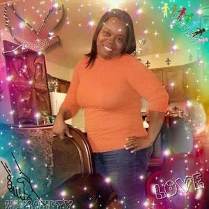 Meet your Posher, Carolina